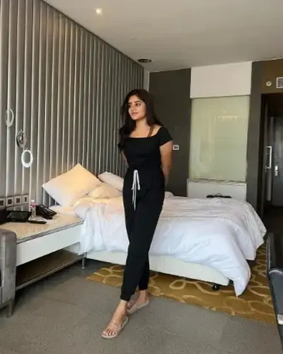 Call Girls Arera Colony Cash On Delivery